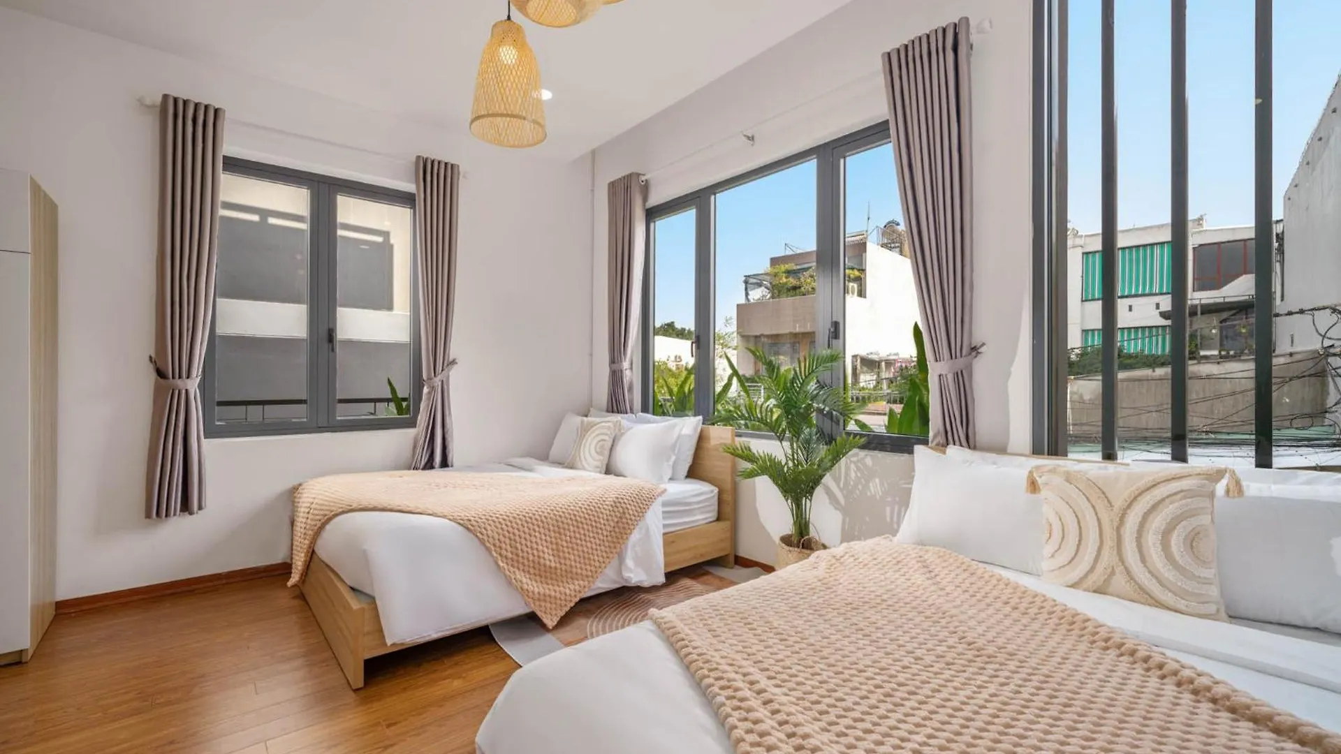 Danangpoolvilla, 8Minwalk Mykhebeach , 5Br&7Bed , Citycenter, Babybed&Chair Vietnam