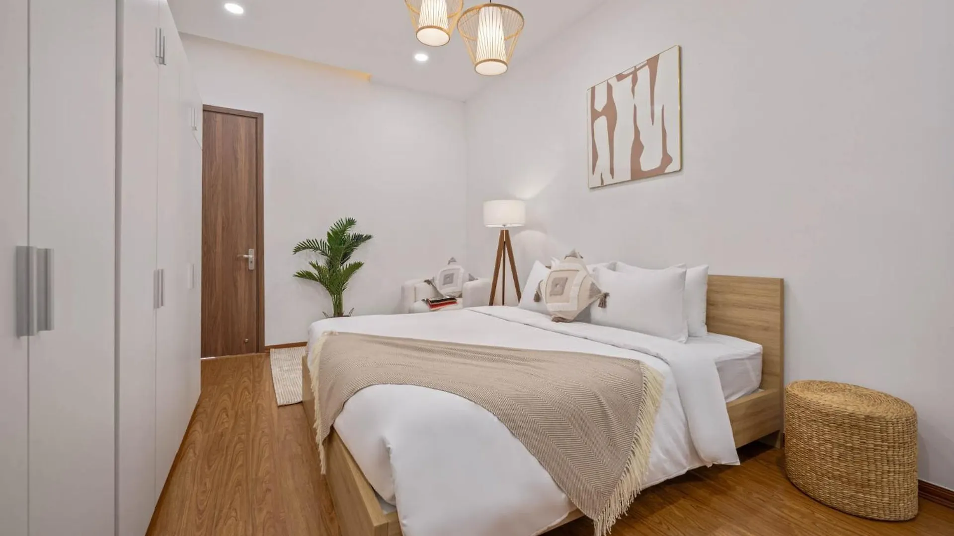 Danangpoolvilla, 8Minwalk Mykhebeach , 5Br&7Bed , Citycenter, Babybed&Chair 0*, Da Nang Vietnam