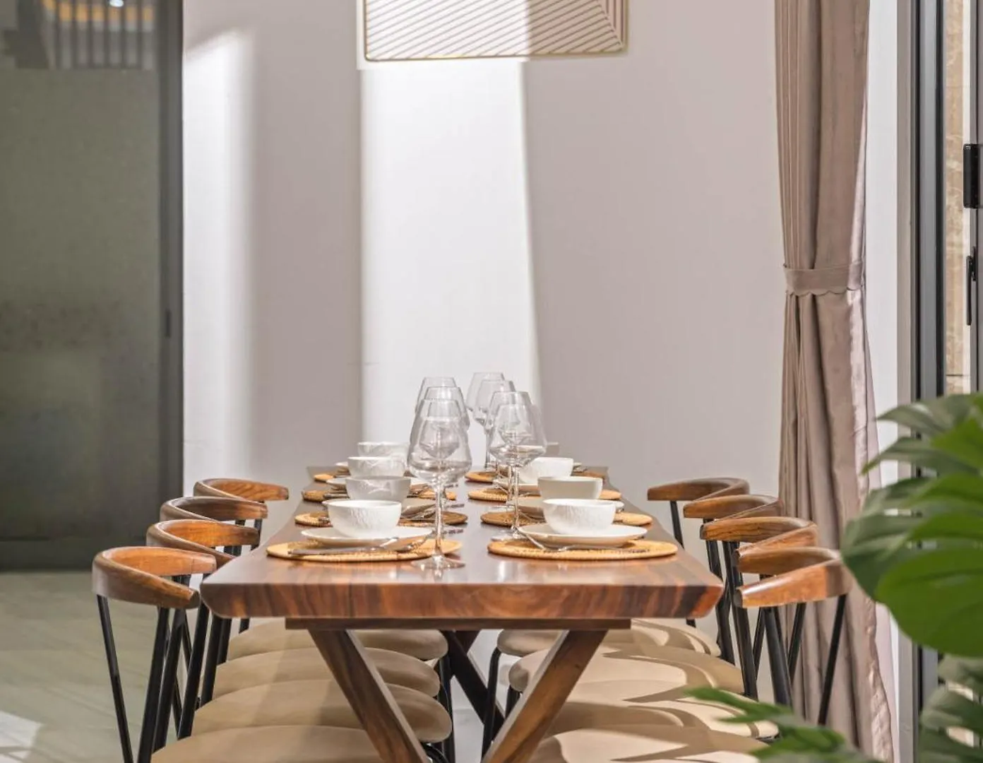 Danangpoolvilla, 8Minwalk Mykhebeach , 5Br&7Bed , Citycenter, Babybed&Chair 0*, Da Nang Vietnam
